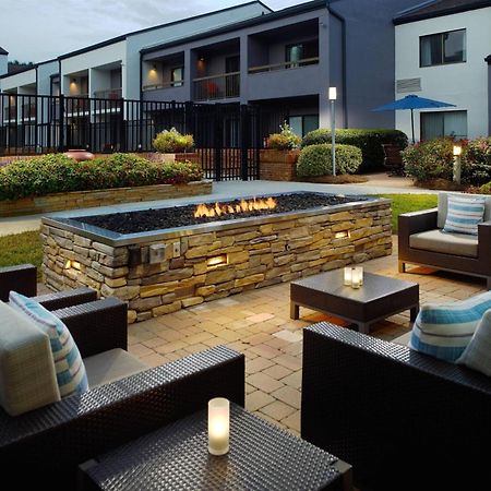 Hotel Courtyard By Marriott Raleigh Midtown Zewnętrze zdjęcie