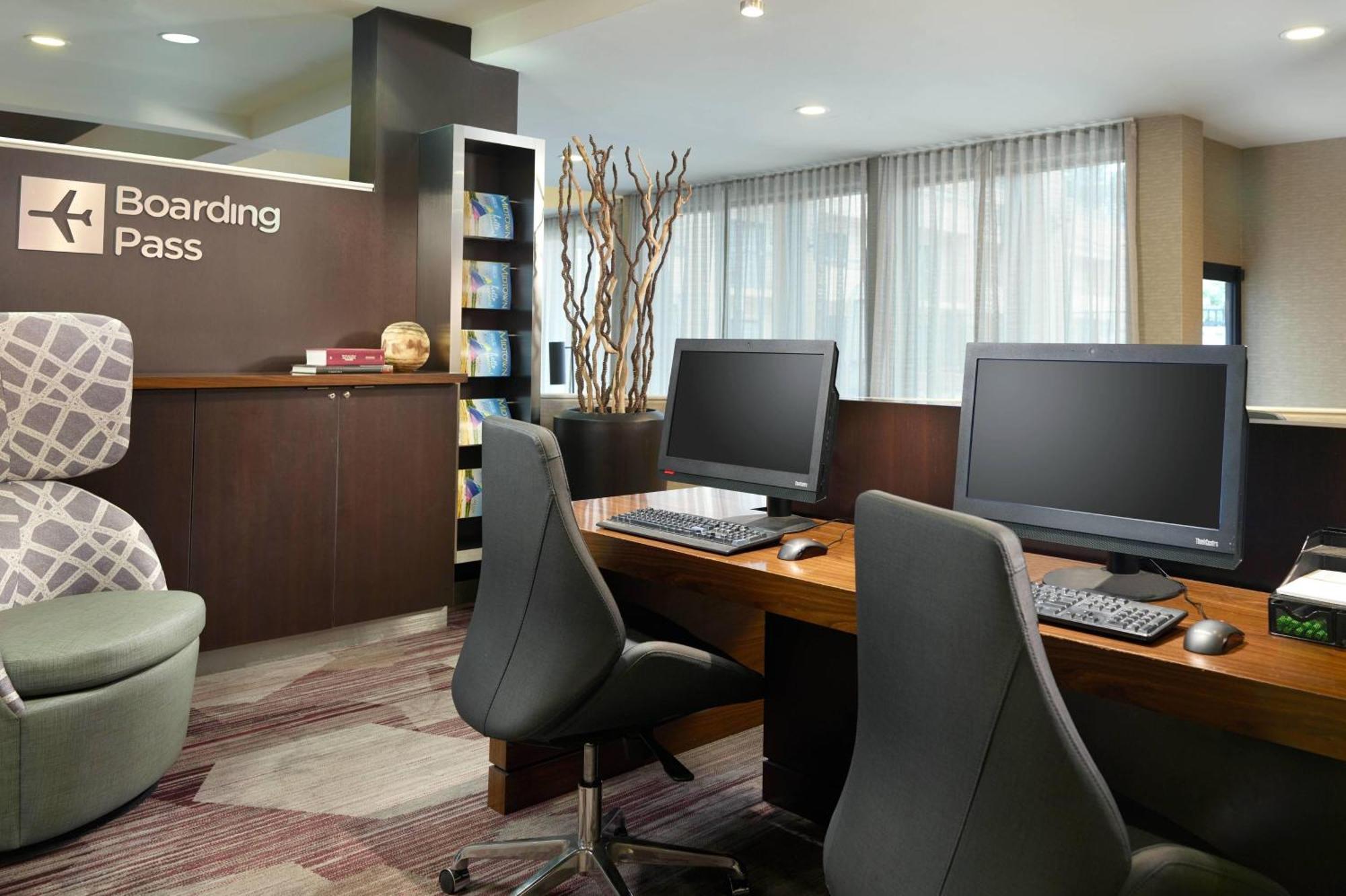 Hotel Courtyard By Marriott Raleigh Midtown Zewnętrze zdjęcie
